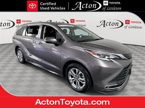 2022 Toyota Sienna Platinum 7 Passenger
