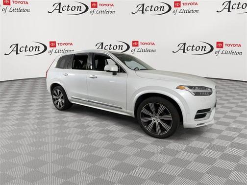 2022 Volvo XC90 T6 Inscription