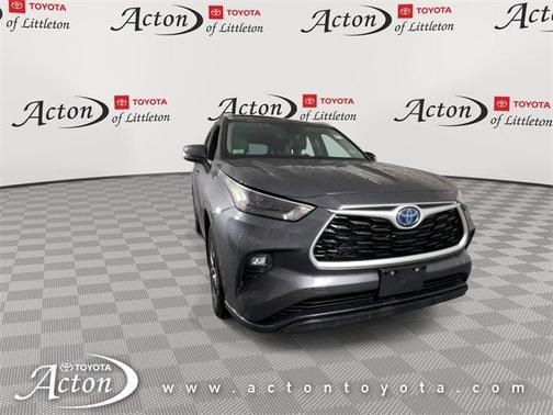 2023 Toyota Highlander Hybrid XLE