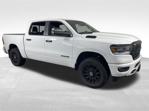 Bright White Clearcoat 2023 RAM 1500 Big Horn/Lone Star