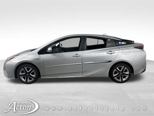 2016 Toyota Prius Three