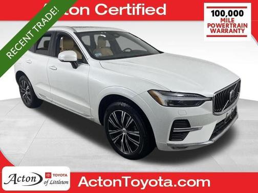 Crystal White Metallic 2022 Volvo XC60 B5 Inscription