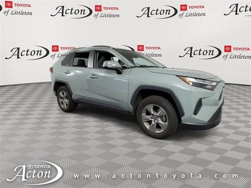 2022 Toyota RAV4 XLE