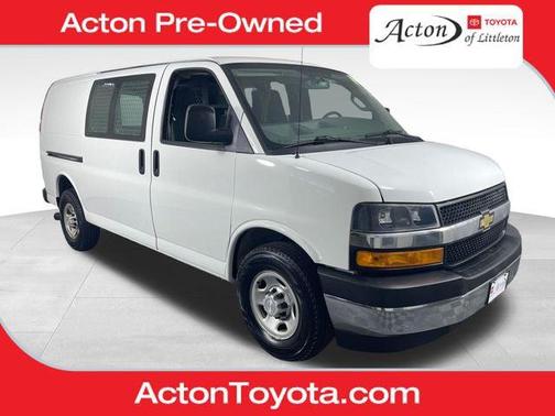 Summit White 2018 Chevrolet Express 2500 Work Van
