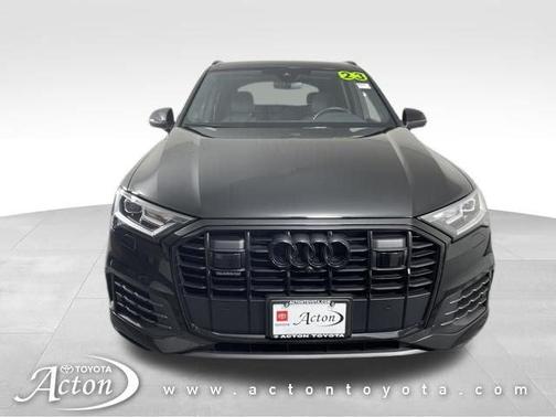 2023 Audi Q7 45 Premium Plus