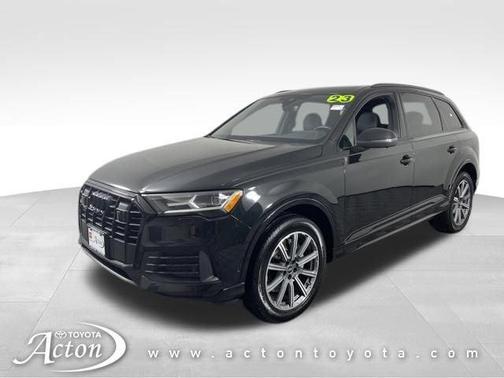2023 Audi Q7 45 Premium Plus