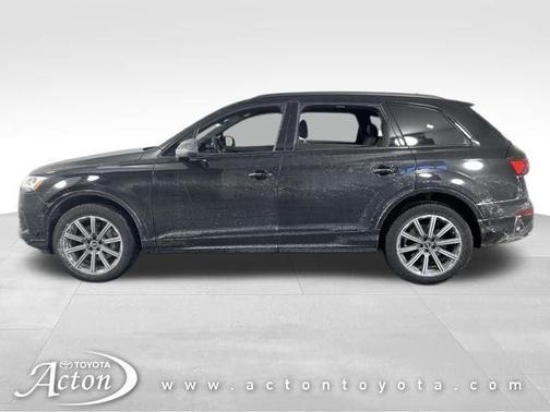 2023 Audi Q7 45 Premium Plus