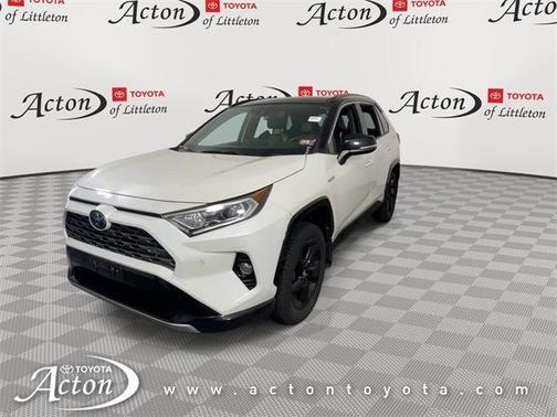2020 Toyota RAV4 Hybrid SE