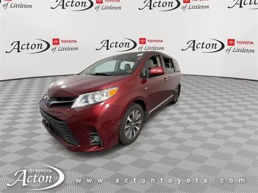 2019 Toyota Sienna XLE