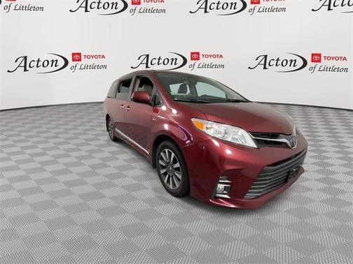 2019 Toyota Sienna XLE