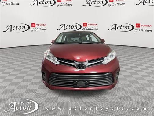 2019 Toyota Sienna XLE
