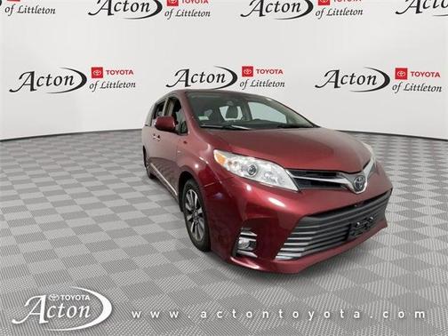 2019 Toyota Sienna XLE