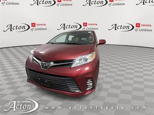 2019 Toyota Sienna XLE