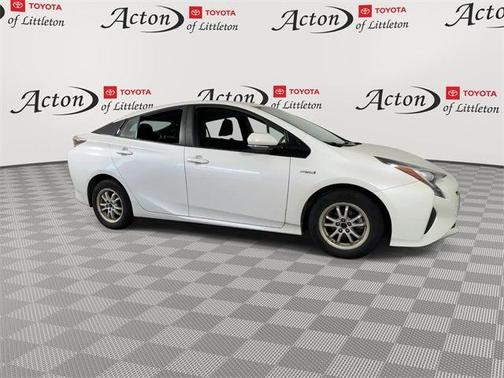 2016 Toyota Prius Three Touring