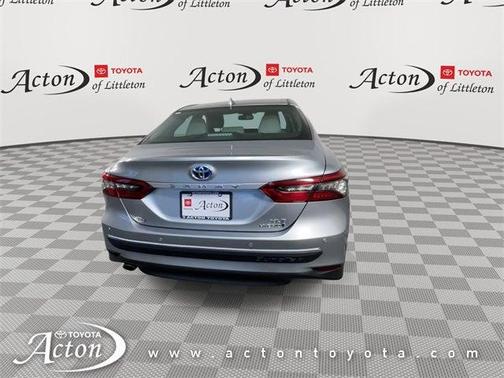 2023 Toyota Camry Hybrid XLE