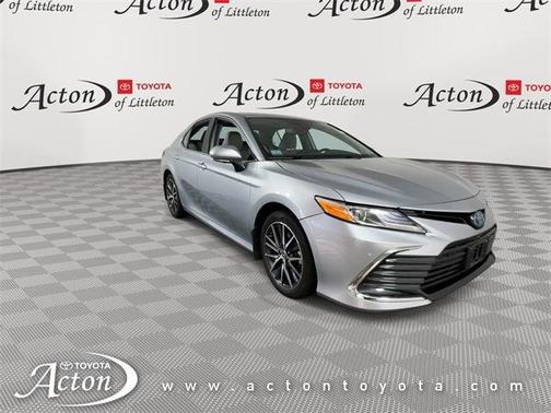 2023 Toyota Camry Hybrid XLE