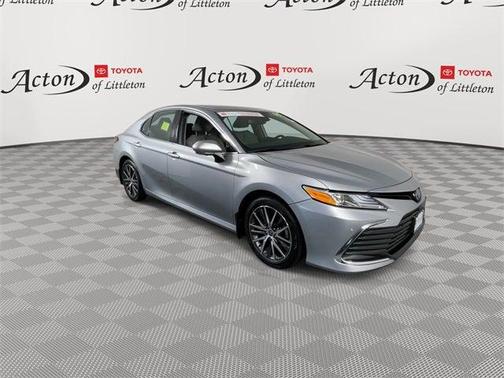 2023 Toyota Camry Hybrid XLE