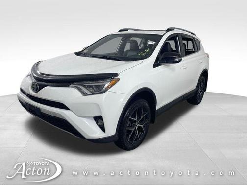 Super White 2017 Toyota RAV4 SE
