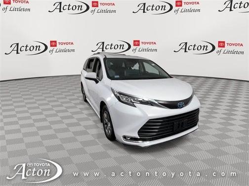 2023 Toyota Sienna XLE 7 Passenger