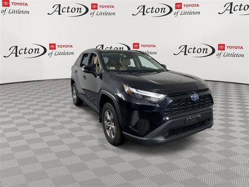 2022 Toyota RAV4 Hybrid XLE