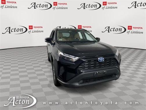 2022 Toyota RAV4 Hybrid XLE