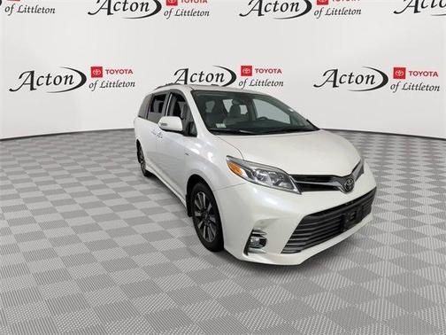 2019 Toyota Sienna XLE