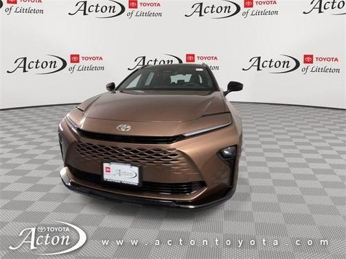 2025 Toyota Crown Signia Limited
