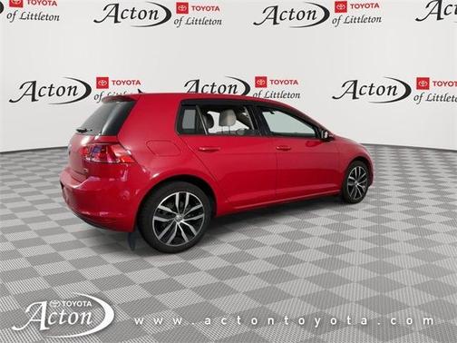 2015 Volkswagen Golf Auto TSI SE