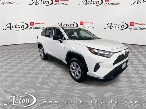 2024 Toyota RAV4 LE