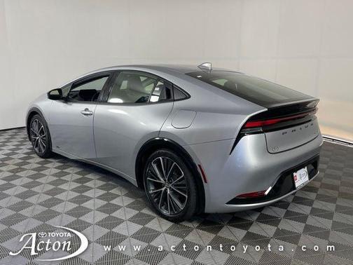 2023 Toyota Prius XLE