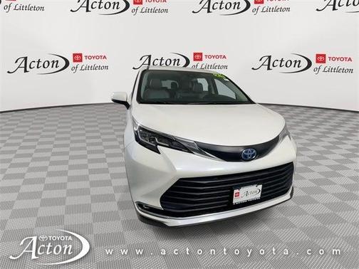2021 Toyota Sienna XLE 7 Passenger