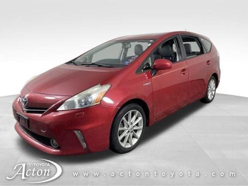 2013 Toyota Prius v Five