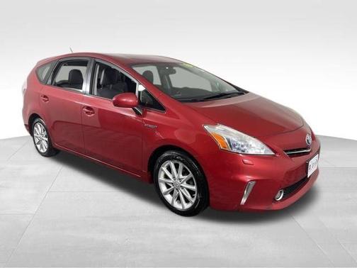 2013 Toyota Prius v Five