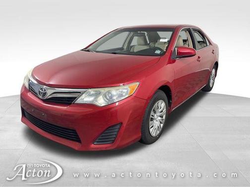Barcelona Red Metallic 2014 Toyota Camry LE