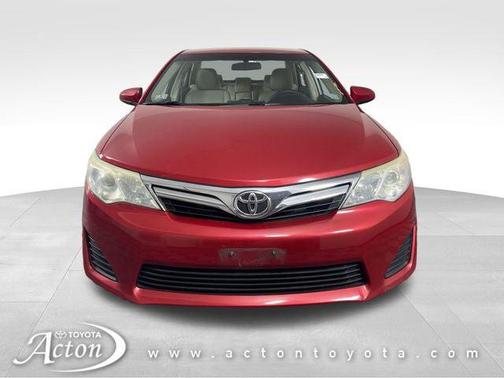 Barcelona Red Metallic 2014 Toyota Camry LE