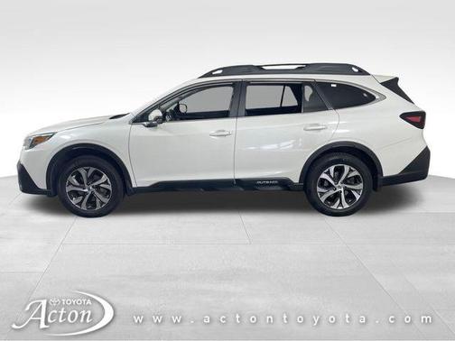 Crystal White Pearl 2022 Subaru Outback Limited