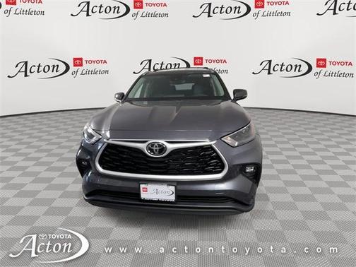2025 Toyota Highlander XLE