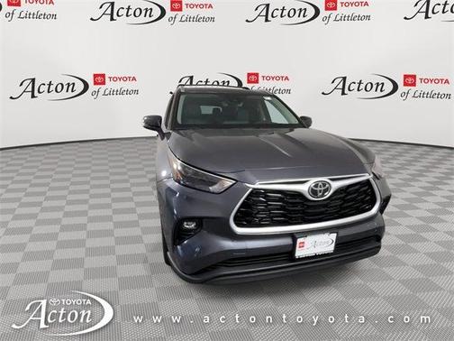 2025 Toyota Highlander XLE