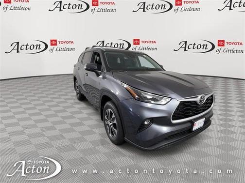 2025 Toyota Highlander XLE