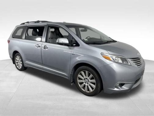 2017 Toyota Sienna Limited Premium