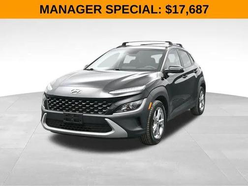 2022 Hyundai KONA SEL