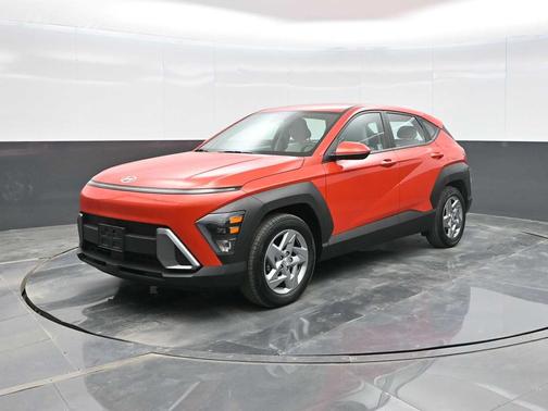 2025 Hyundai KONA SE