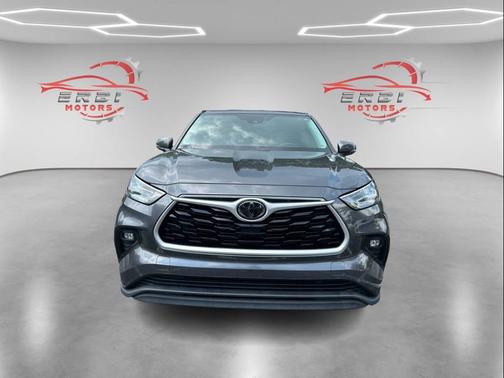 2021 Toyota Highlander LE