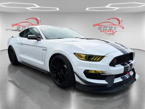2020 Ford Shelby GT350 Base