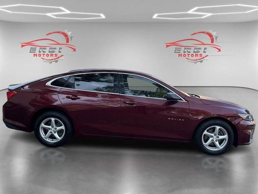 MARRON 2016 Chevrolet Malibu LS