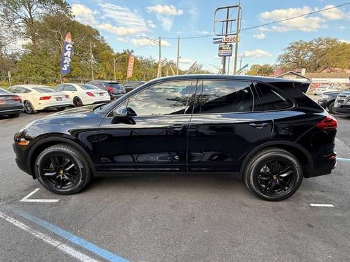 2018 Porsche Cayenne Platinum Edition