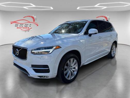 2016 Volvo XC90 T6 Momentum