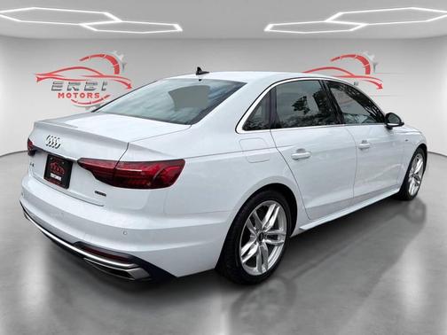 2023 Audi A4 45 S line Premium Plus