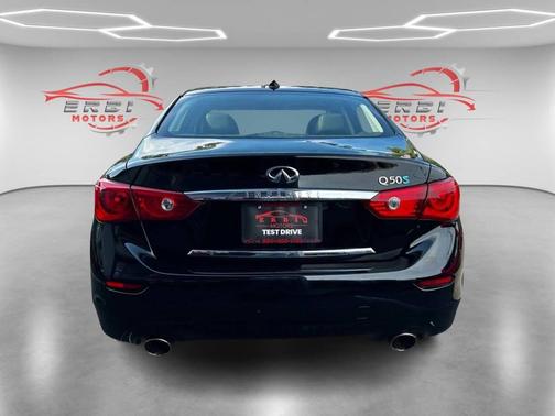 2015 INFINITI Q50 Hybrid Sport