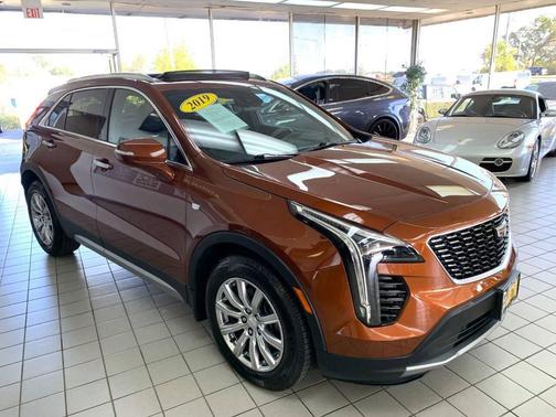 2019 Cadillac XT4 Premium Luxury